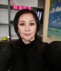 Rencontre Femme : Saltanat, 56 ans à Kazakhstan  Нур-Султан